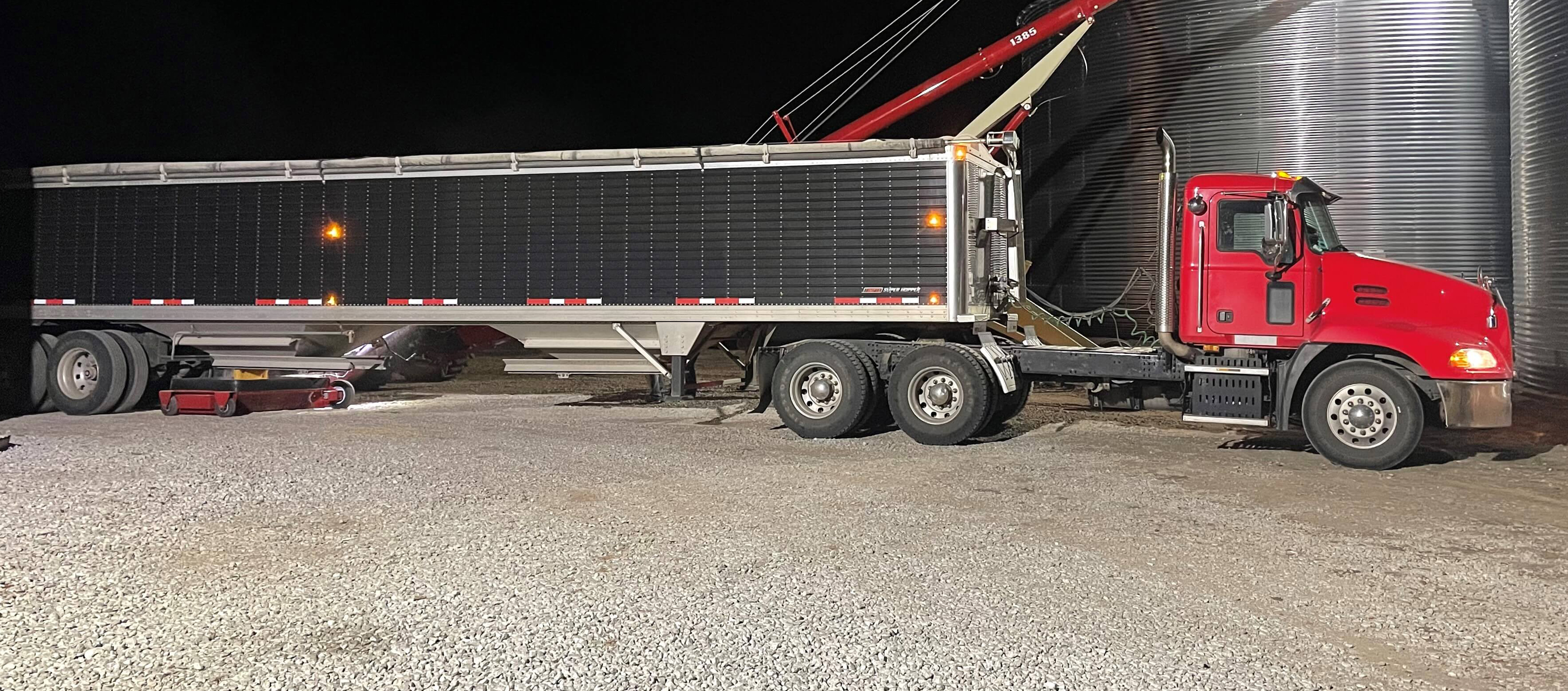 D&D Truck Sales Dwight, NE Great selection of trucks and grain