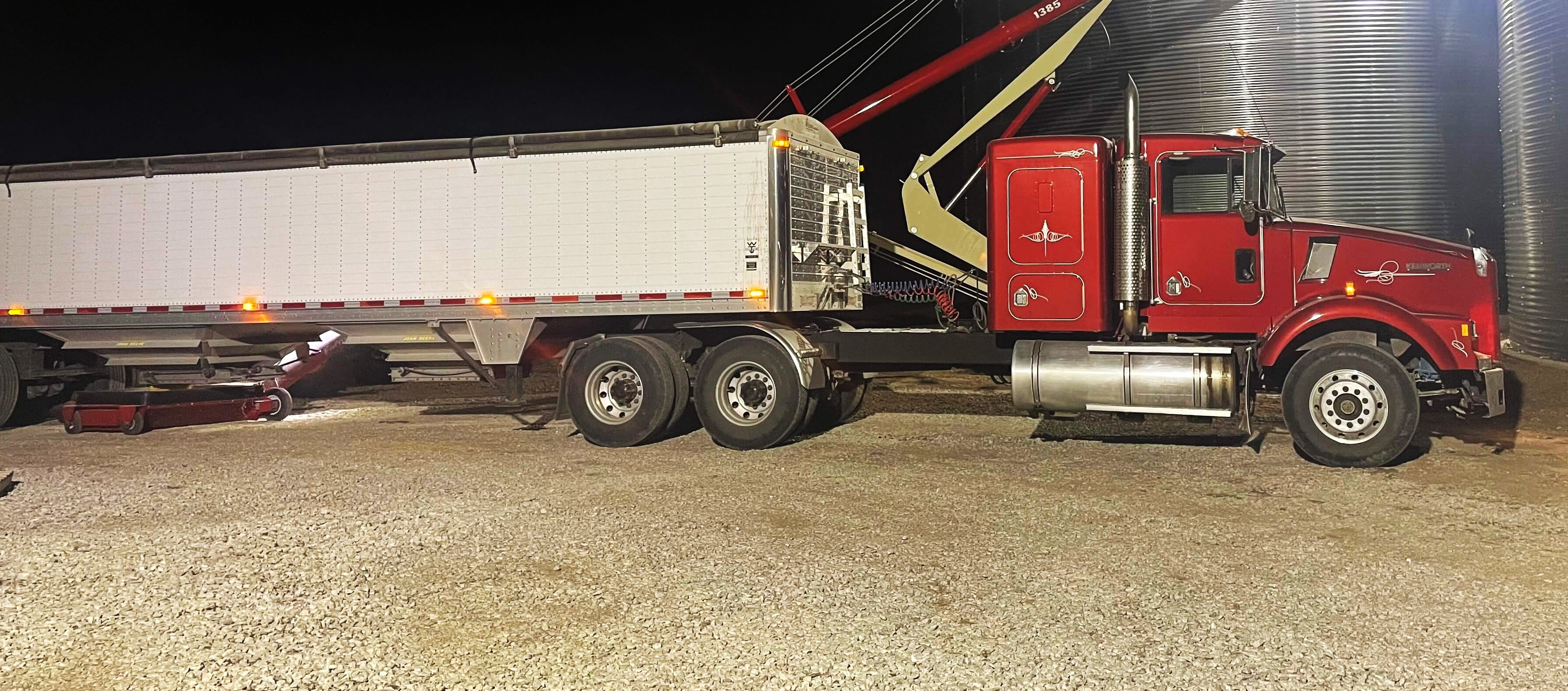 D&D Truck Sales Dwight, NE Great selection of trucks and grain